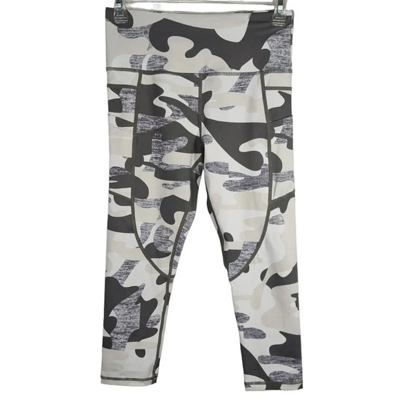 ZYIA Pants - Zyia Camouflage Athletic Cropped Legging Women Size 4 Gray Cream Phone Pocket